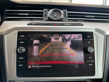 Volkswagen Passat Variant *Massage*Keyless*Tempo*Navi*