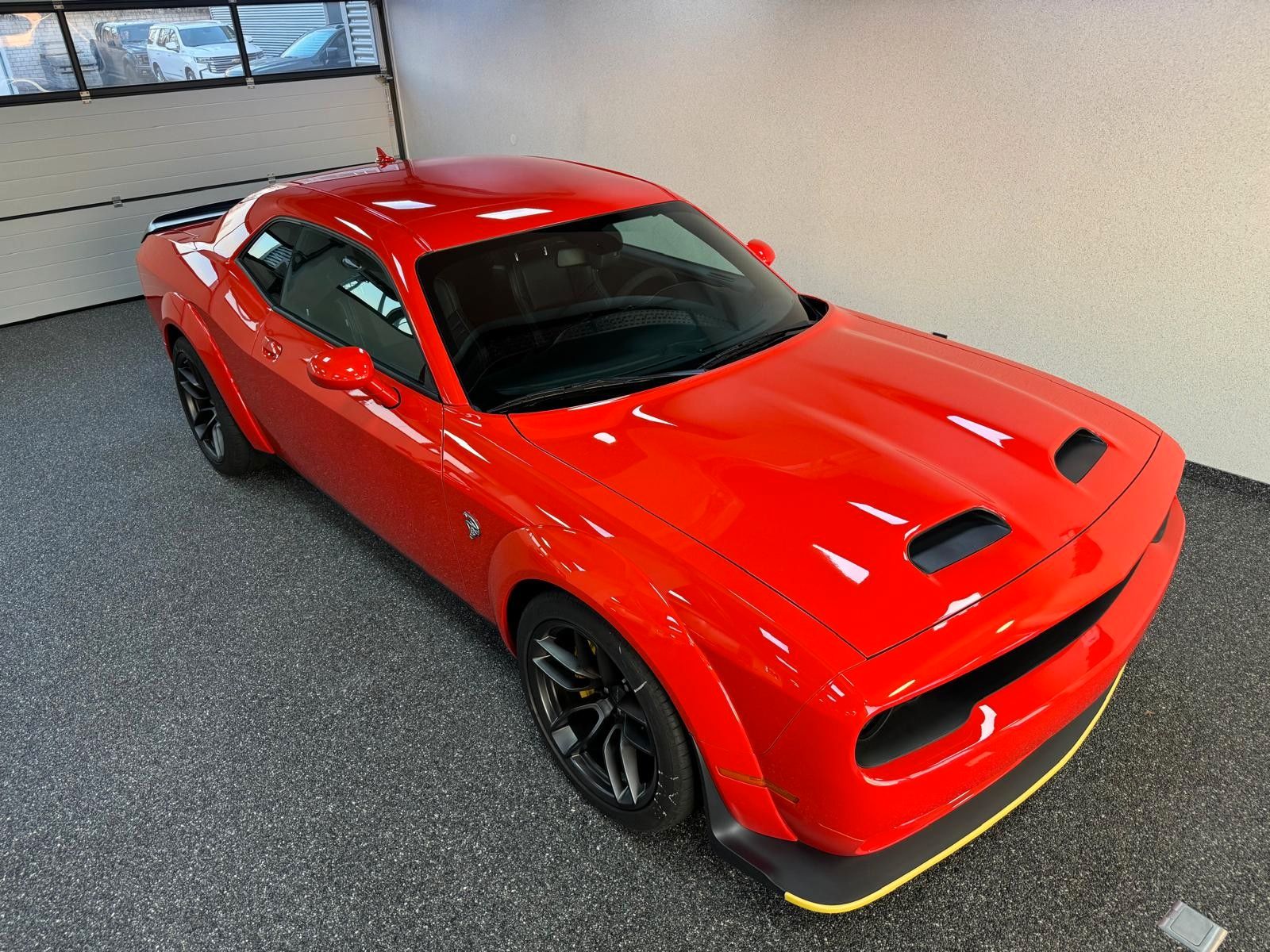 Fahrzeugabbildung Dodge SRT HELLCAT JAILBREAK -LAST CALL-YELLOW CALIPERS