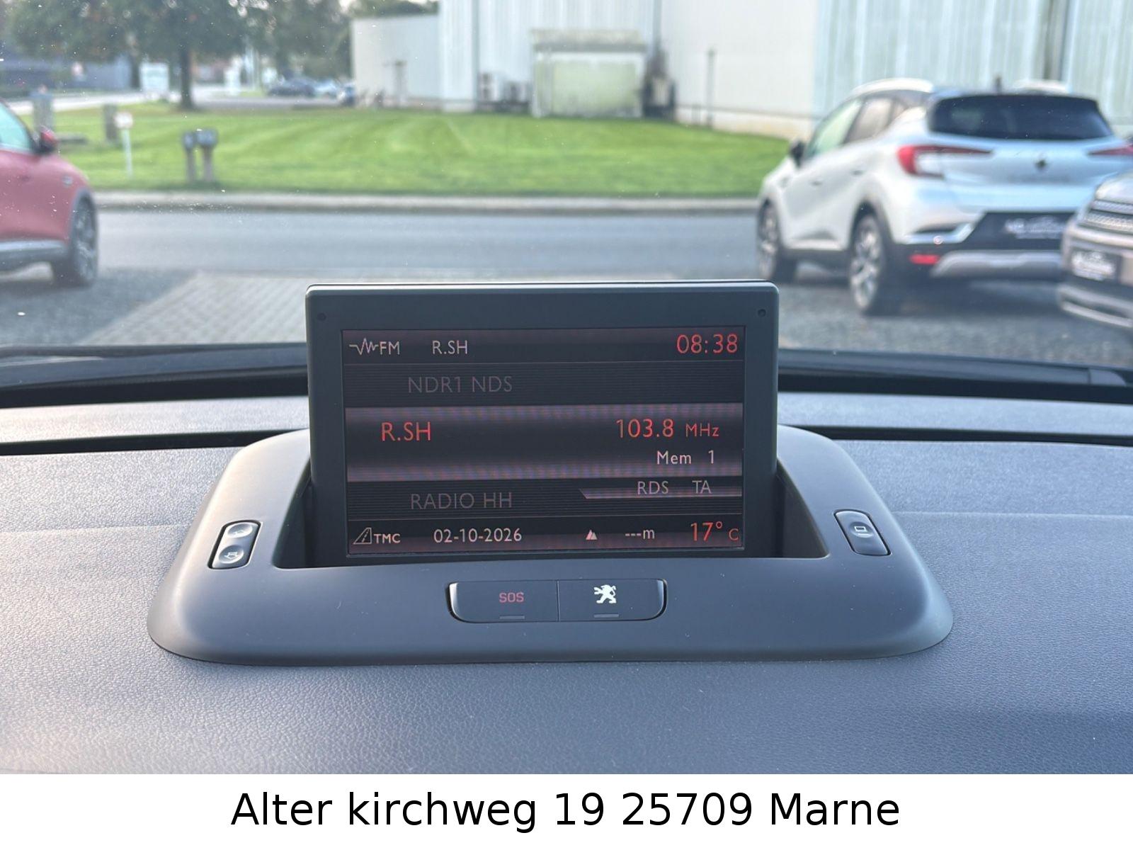 Peugeot 3008 Allure NAV.PDC.PANO.HUD.AHK.TÜV NEU