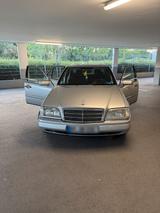 Mercedes-Benz Mercedes Benz C 200 - gebrauchte Mercedes-Benz C 200 aus dem Jahr 1995