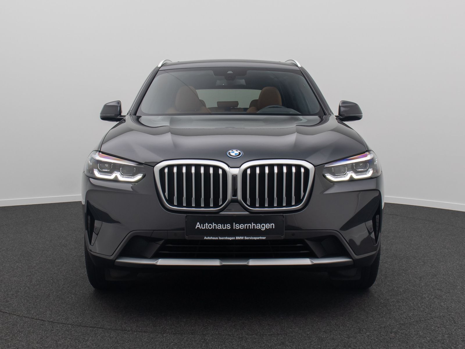 Fahrzeugabbildung BMW X3 xD30e Kamera AHK HUD DAB Sport Panoram 19Zoll