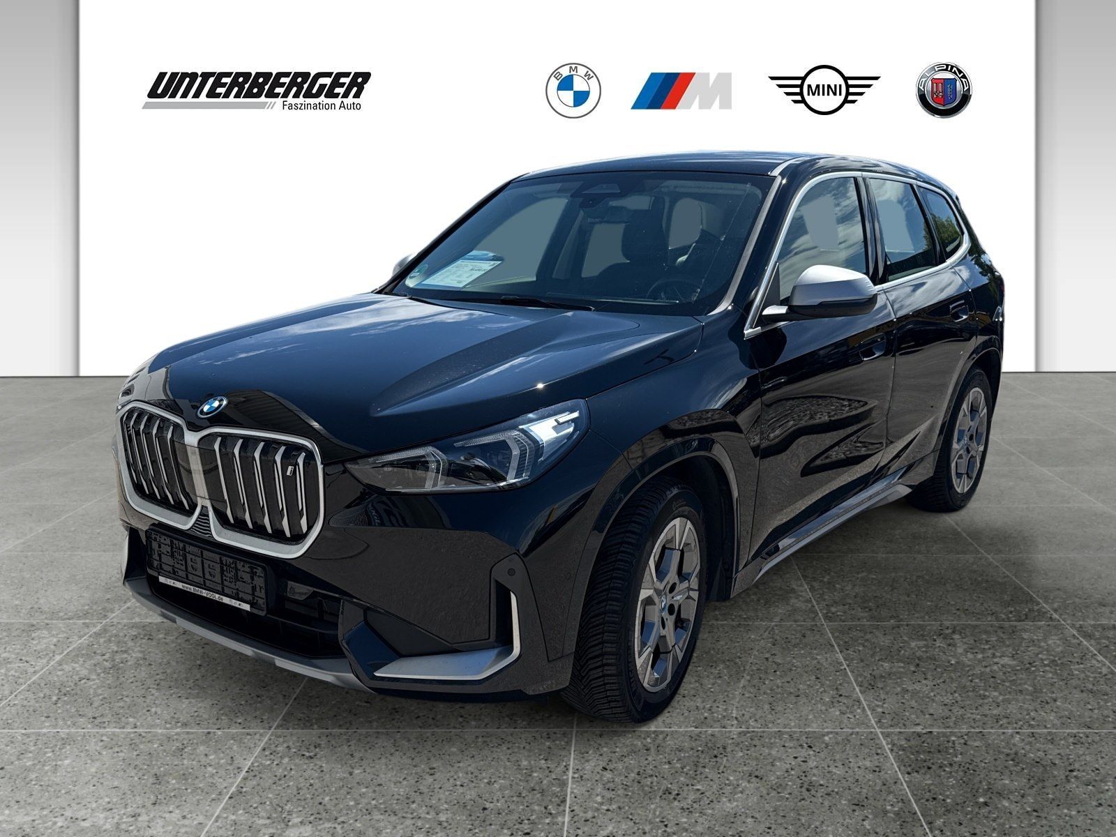 BMW iX1 xDrive30 LED-Scheinwerfer SHZ