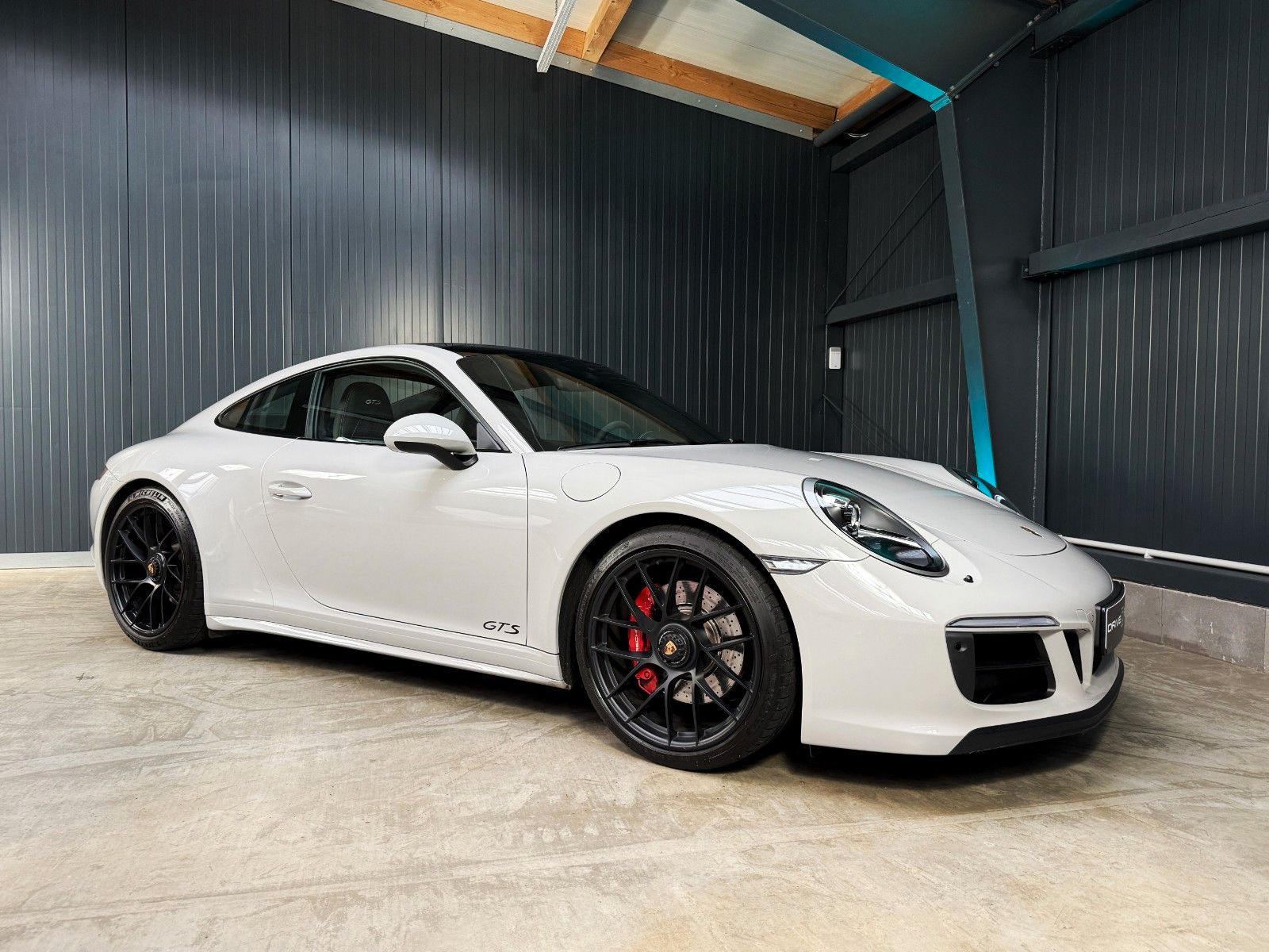 Fahrzeugabbildung Porsche 991 4 GTS + Lift + Vierradlenk + Appr. + Scheckh