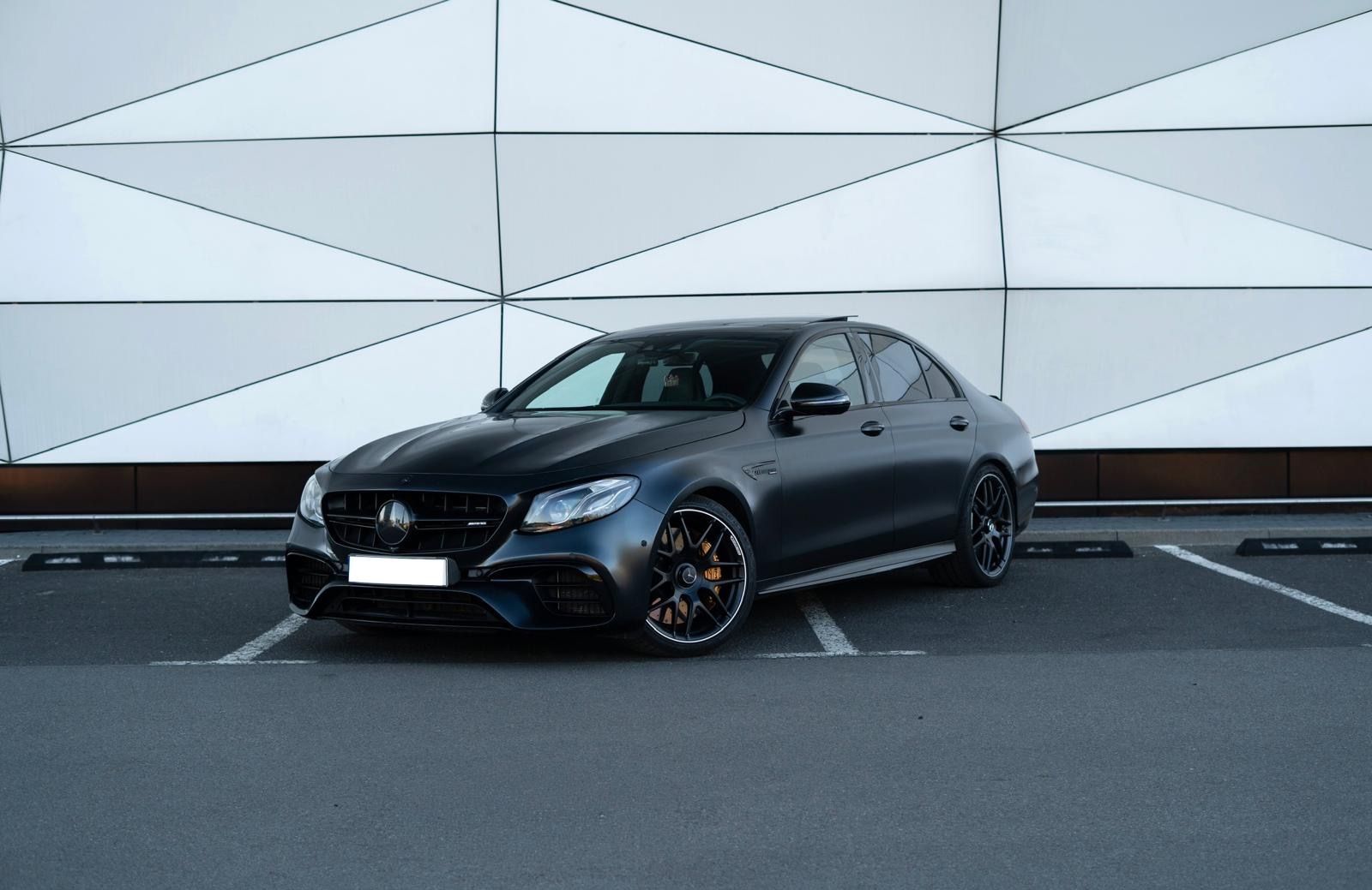 MERCEDES-BENZ E 63 4M+AMG EDITION ONE/CERAMIC
