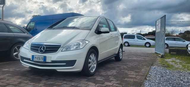 Mercedes-Benz Mercedes-benz A 160 A 160 BlueEFFICIENCY Premium