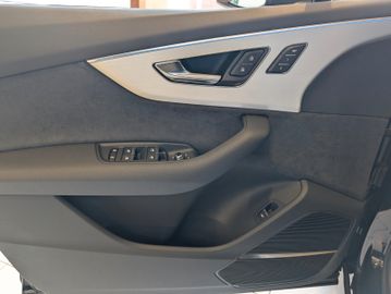 Audi Q7 50 TDI quattro S line