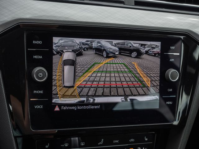 Passat Variant 2.0 TDI Business SHZ NAVI ACC LED