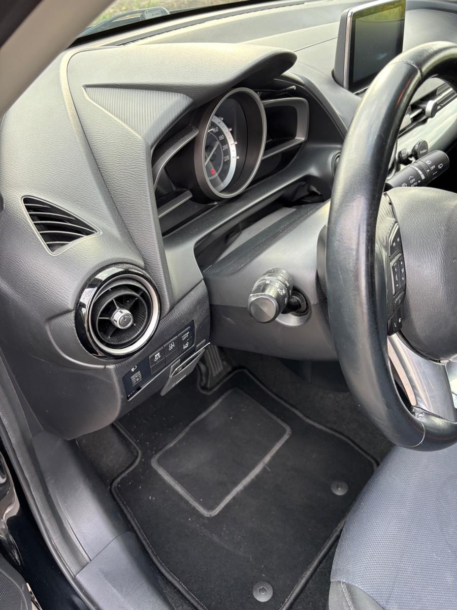 Mazda 2 SKYACTIV-G 90 NAKAMA, Top gepflegt