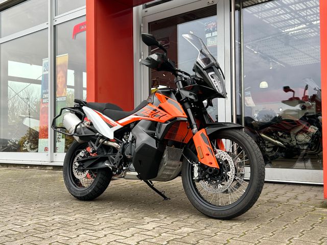 KTM 790 Adventure