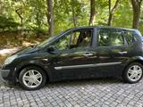 Renault Scenic Confort Authentique 1.6 16V - Renault Scenic Authentique mit Benzin-Antrieb