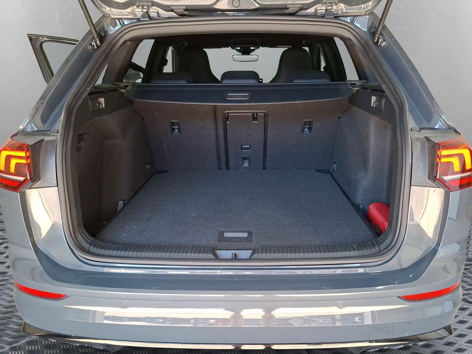 Volkswagen Golf VIII Variant 1.5 TSI R-Line ACC Rf.kamera, миниатюра 17