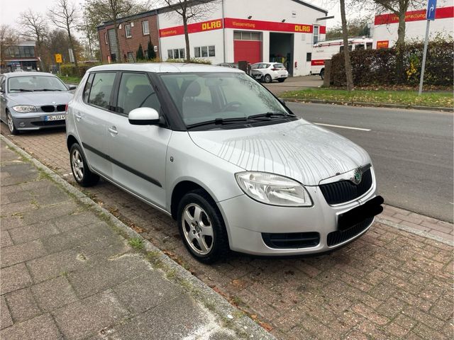 Skoda Fabia 1,2 Klima Alufelgen TÜV