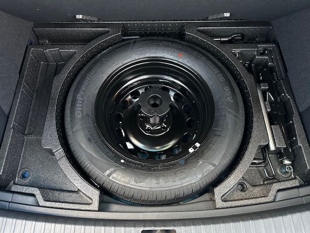 Karoq Selection AHK;LED;PDC;CARPLAYSHZ