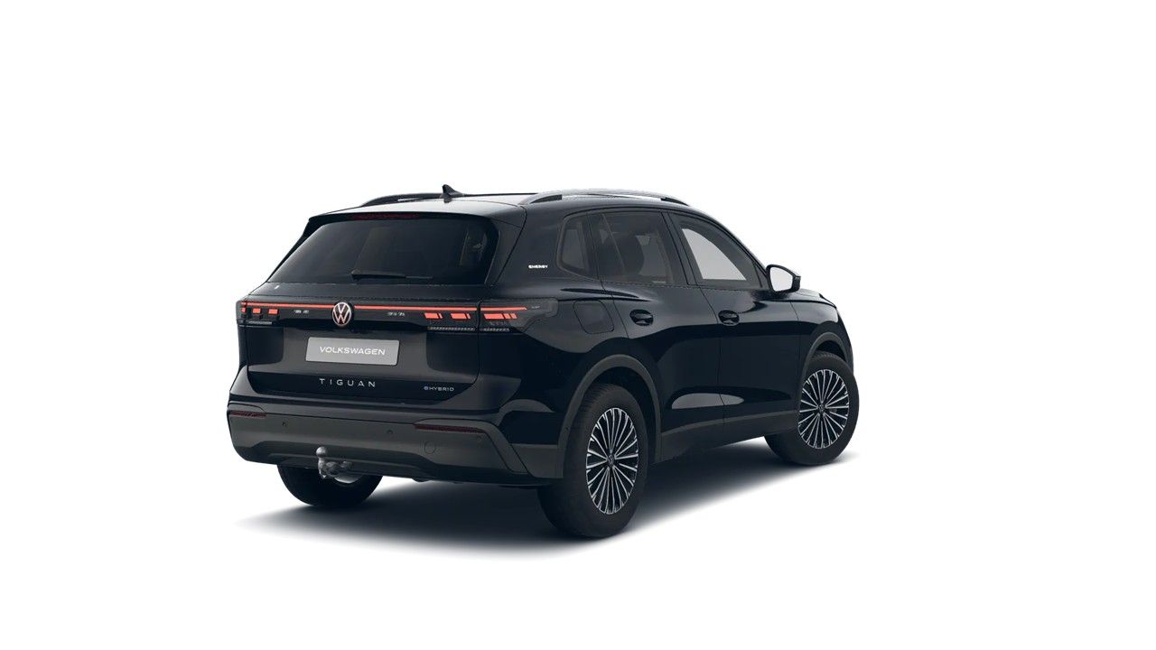 Volkswagen Tiguan 1.5 HYBRID ENERGY AHK 360CAM ACC LM18 NAV foto 4