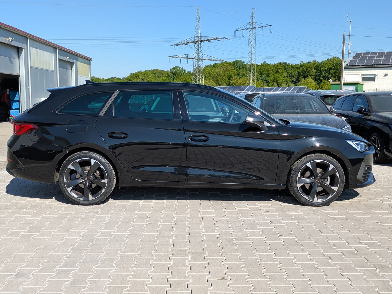 Fahrzeugabbildung CUPRA Leon 1.5 eTSI DSG MATRIX-LED*ACC*APP*KAMERA*18"
