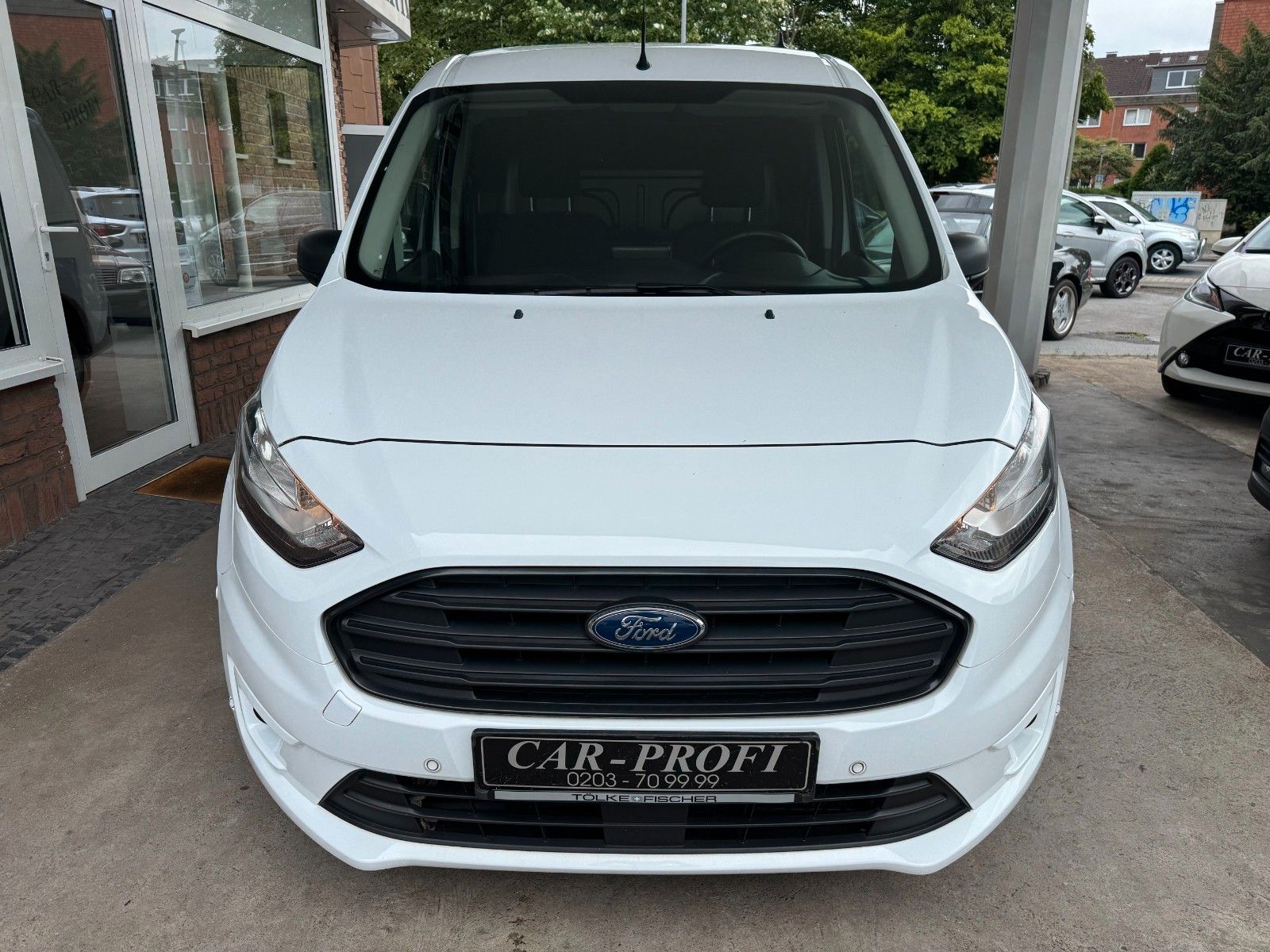 Fahrzeugabbildung Ford Transit Connect Kasten lang Autom. AppConect/1.H