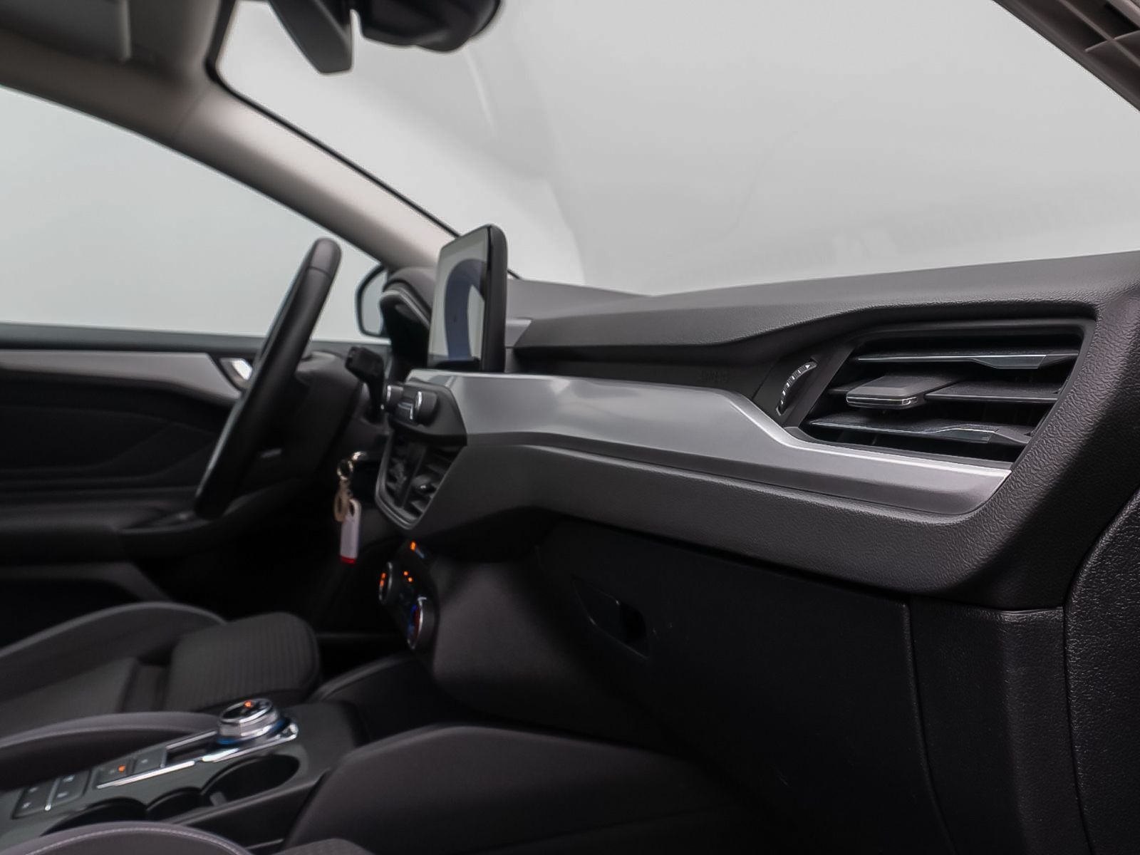Fahrzeugabbildung Ford Focus Turnier Cool & Connect Kamera AHK Tempomat