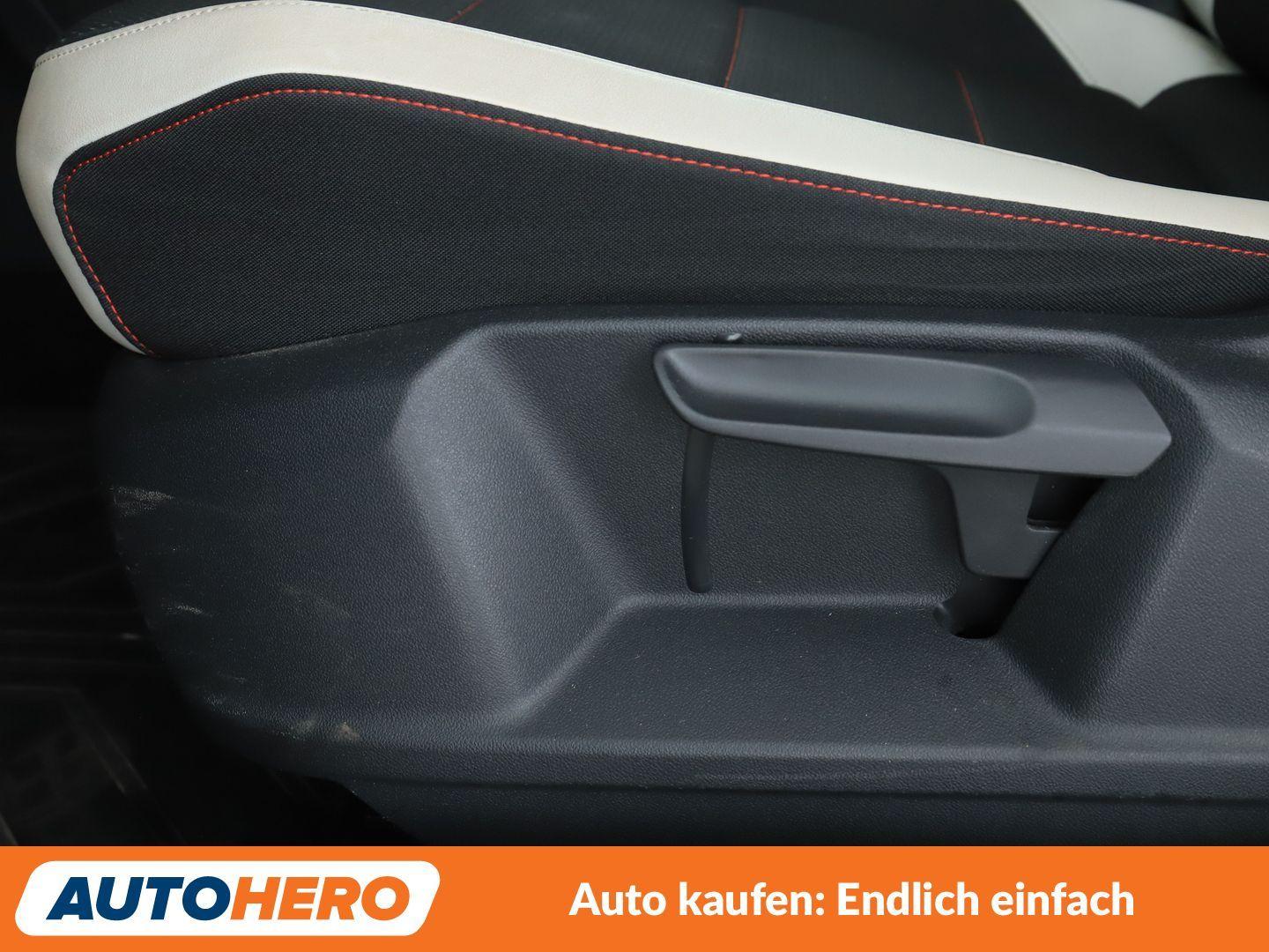 Volkswagen T-Roc 1.5 TSI ACT Sport Aut.*NAVI*LED*ACC*