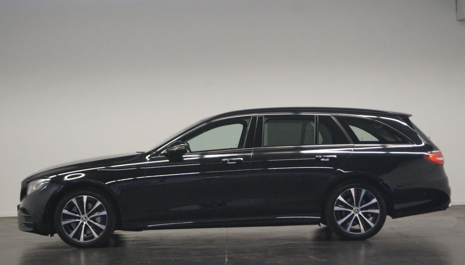Mercedes-Benz E 220d T-4Matic AMG Line|PANO|360°|STHZG|BUR|HUD