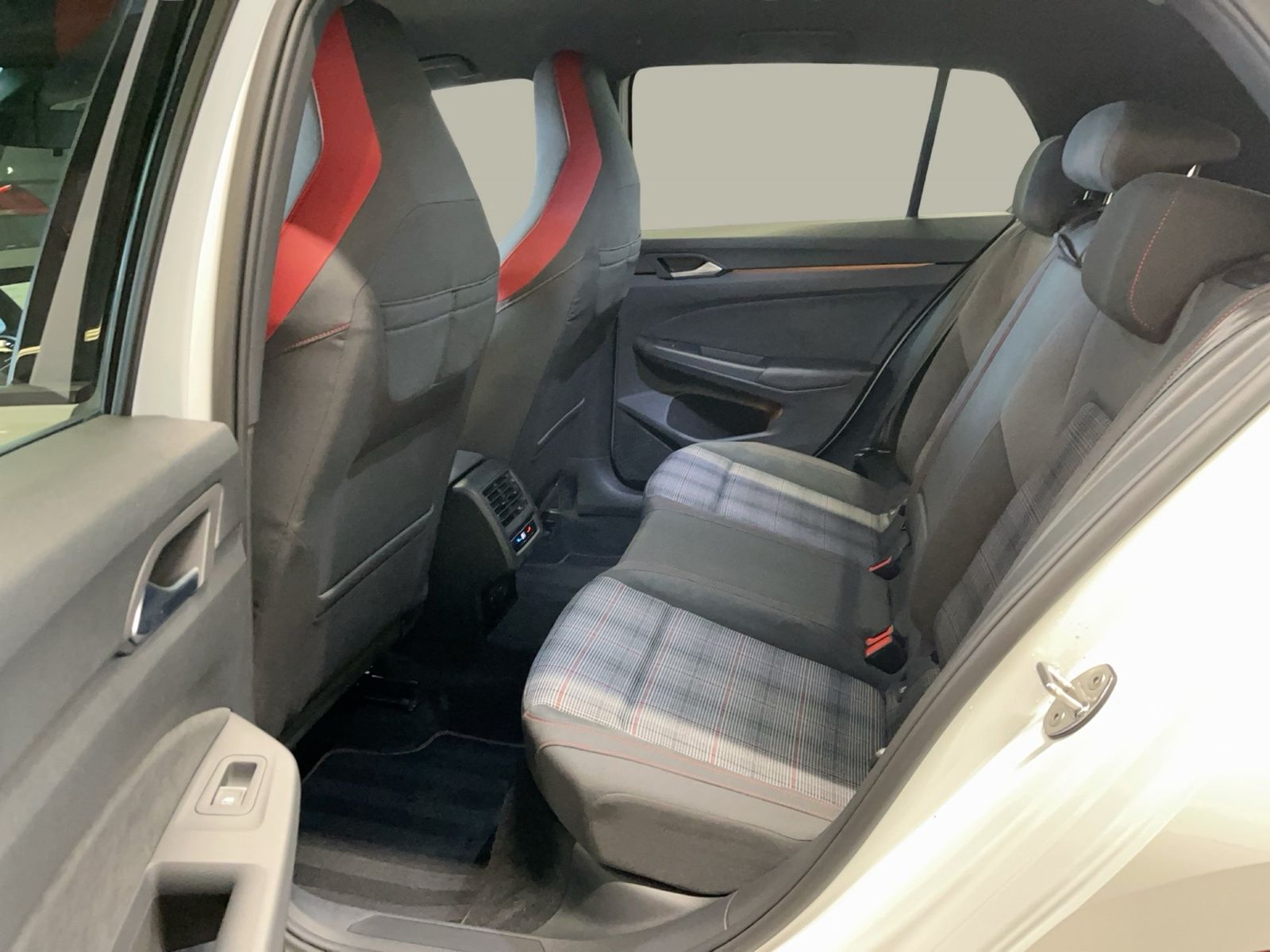 Volkswagen Golf - Bild 11
