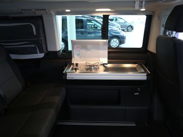 Volkswagen T6.1 California BEACH 2.0TDI DSG LED AHK STANDHZ
