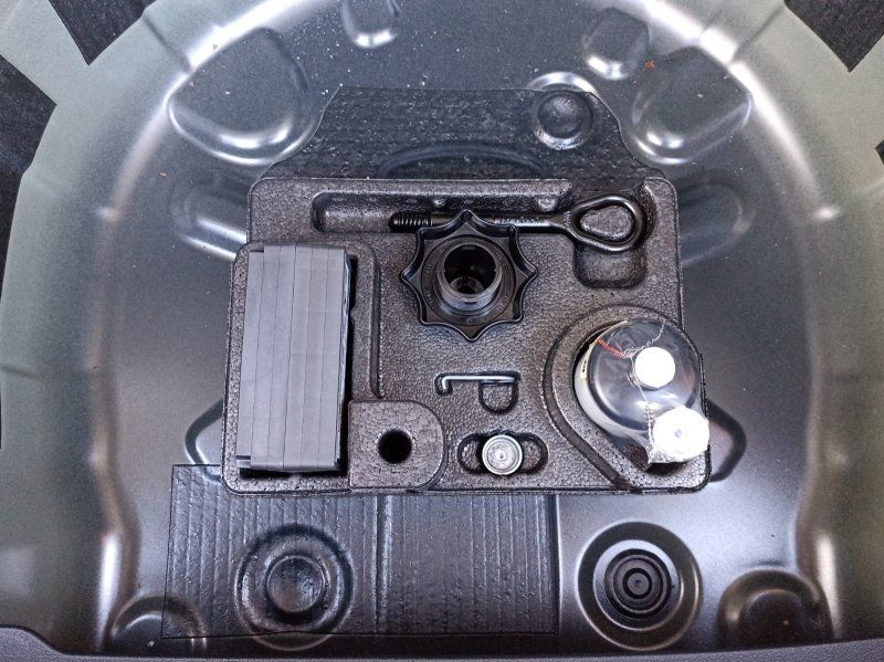 Fahrzeugabbildung Volkswagen Polo 1.0 TSI Life