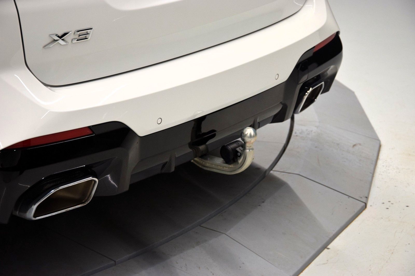 Fahrzeugabbildung BMW X3 xDrive 20 i M Sport H&k ACC Laser Pano Leder