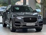 Jaguar F-Pace Portfolio AWD*PANO*KAMERA*SHZ*LEDER* - Jaguar F-PACE Portfolio mit Diesel-Antrieb
