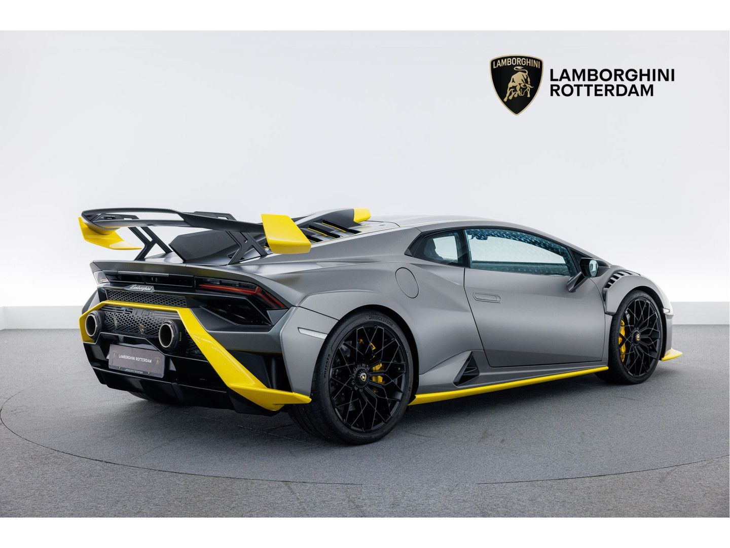 Lamborghini Huracán STO | MY22 | Akrapovic | Xpel Full Cover imagem 3