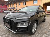 Hyundai Kona 1.0 T-GDI YES! Plus 2WD LED Navi HUD 1.Hand - mit Benzin-Antrieb: Schwarz, Leichtmetallfelgen