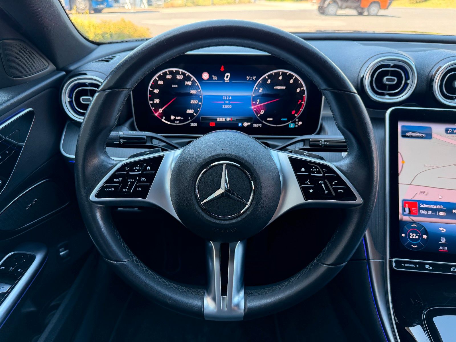Fahrzeugabbildung Mercedes-Benz C 200 Avantgarde+Ambiente+RKamera+Memory+Night
