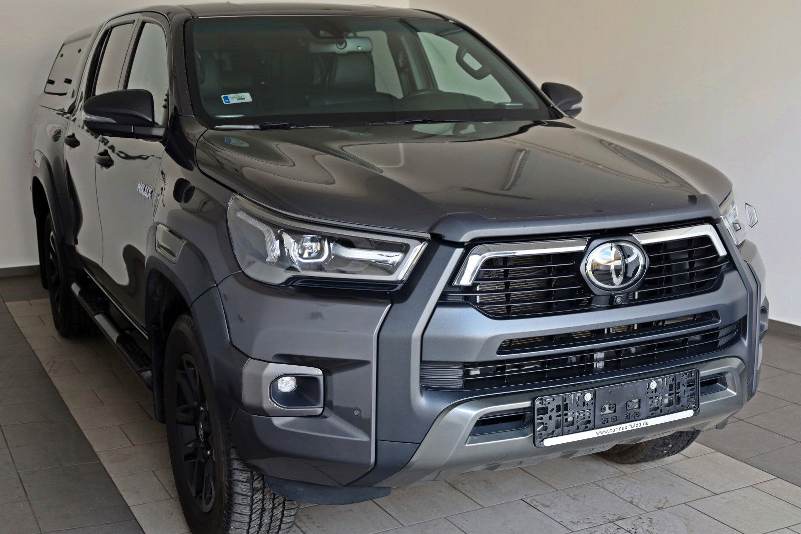 Fahrzeugabbildung Toyota Hilux 2.8 D-4D Invincible,HardTOP,8xAluräder,AHK