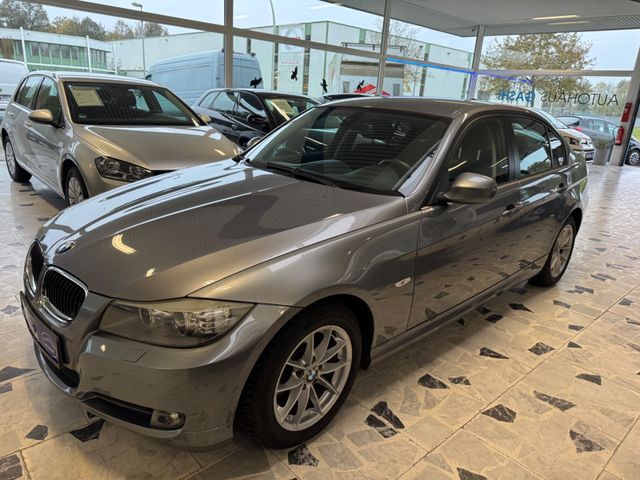 BMW 318 Facelift 3 Lim. 318i*Navi*Tempomat*LED*