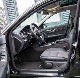 Fahrzeugabbildung Mercedes-Benz C 350 CDI T-Modell PANO|NAVI|SPURH.|SHZ|TEMPOMAT
