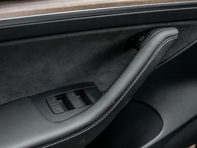 Tesla Model 3 Basis RWD Kamera Autopilot Panoramad.