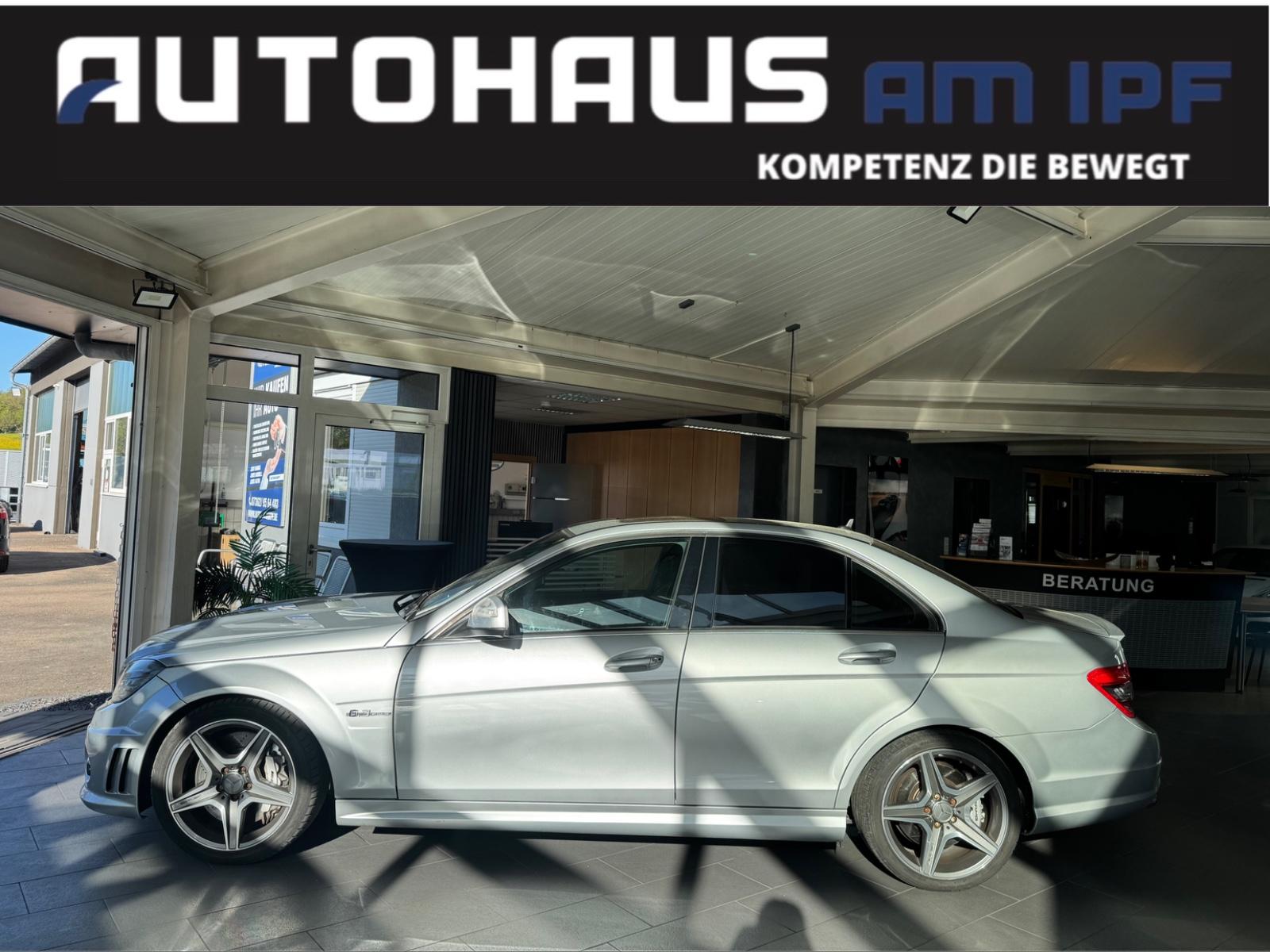 Mercedes-Benz C63 AMG Handgas-Bremse Selbstfahrer