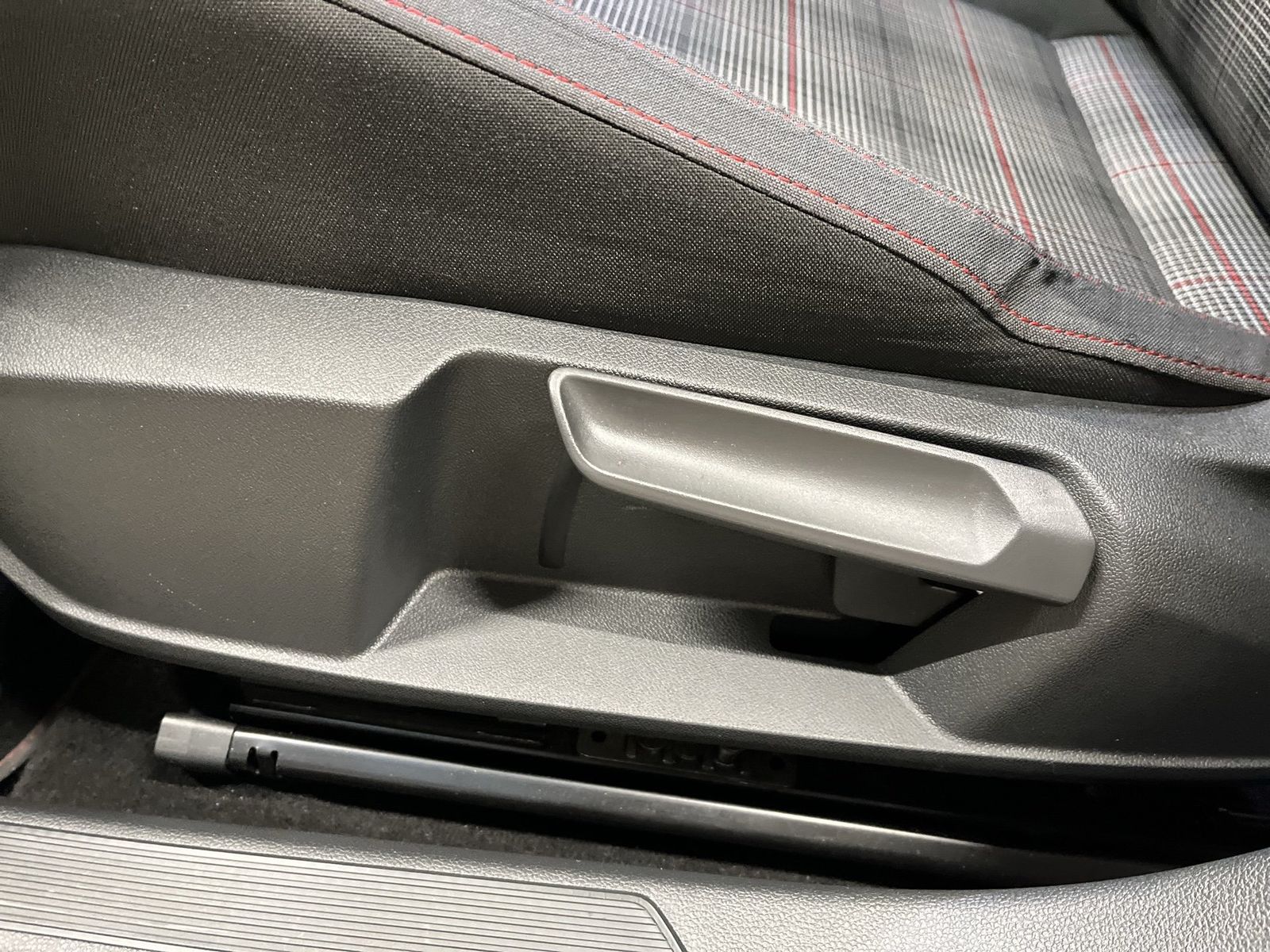 Volkswagen Golf - Bild 13