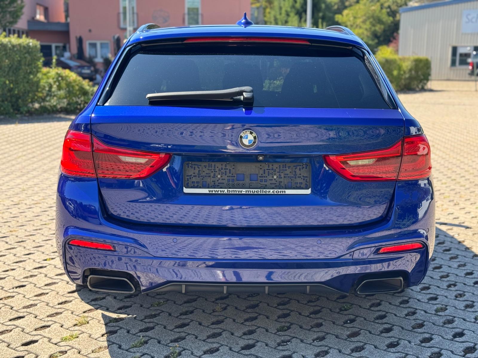 BMW M550D TOURING M550 D XDRIVE PANORAMA 400 ch 4X4 BVA - HAYON ÉLECTRIQUE - PACK SPORT - TOIT OUVRANT