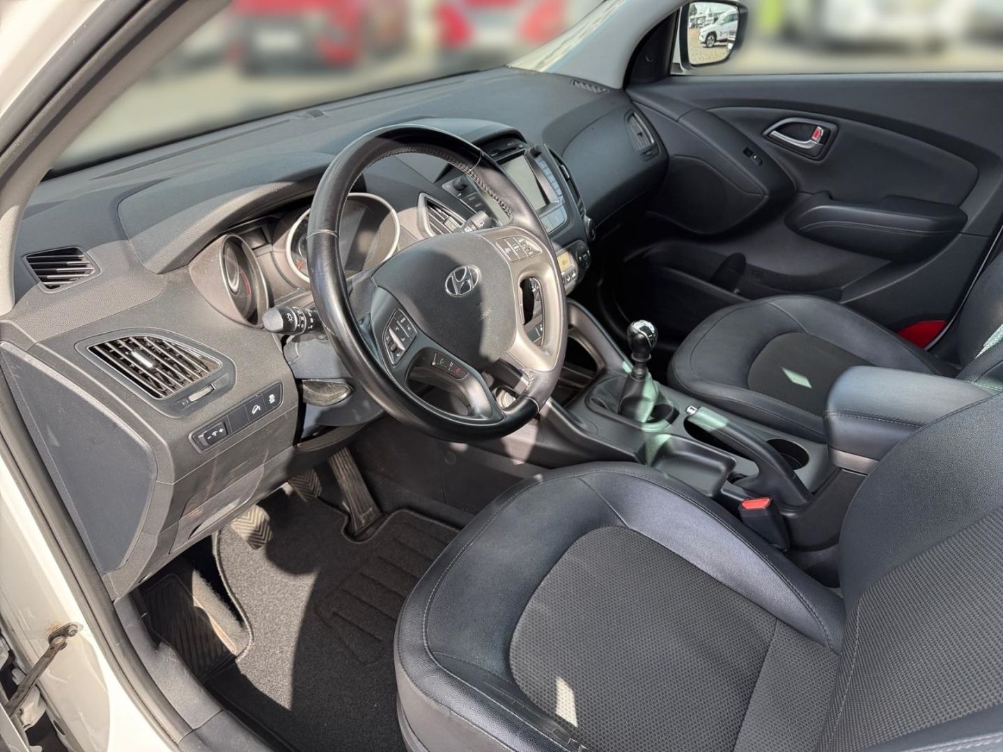 Fahrzeugabbildung Hyundai ix35 1.7 CRDi FIFA WM Gold Navi Kamera Teilleder