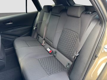 Fotografie 13 des Suzuki Swace Comfort+ Kamera Sitz-/Lenkradheizung Navi