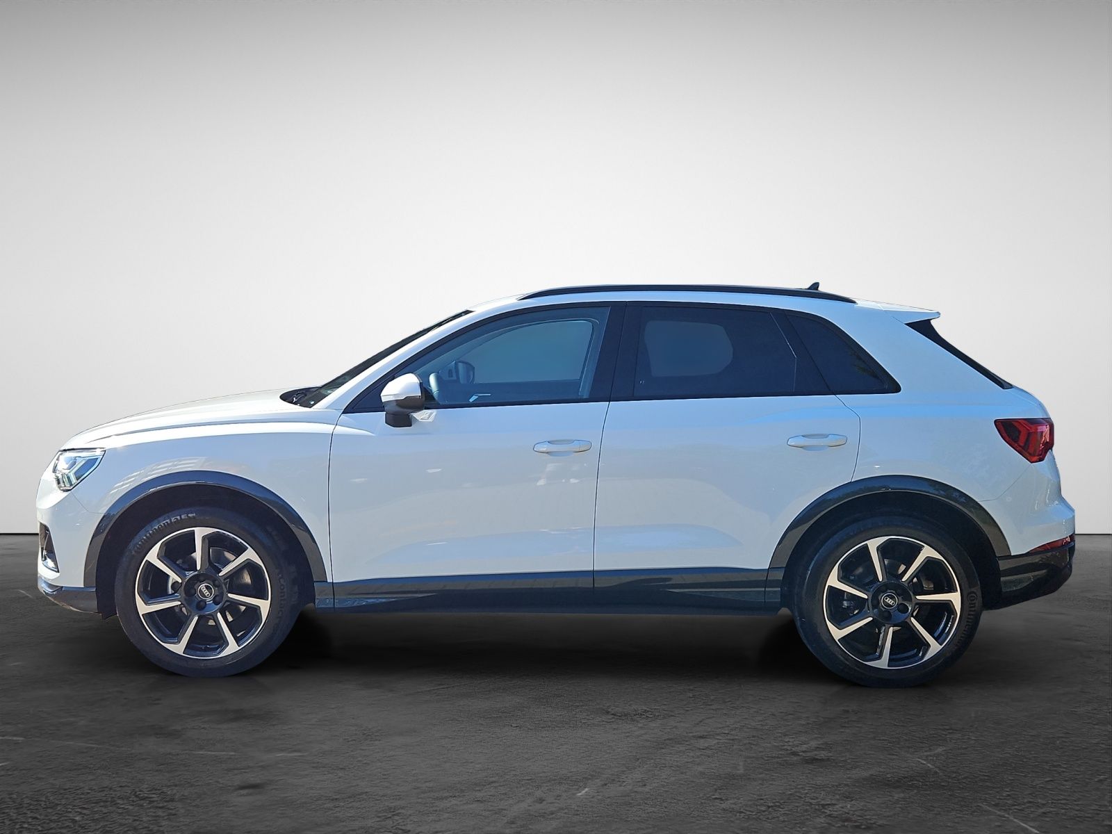 Audi Q3 35 TFSI S tronic advanced LED,MMI,AHK imagem 3