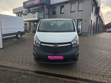 Opel Vivaro - 1