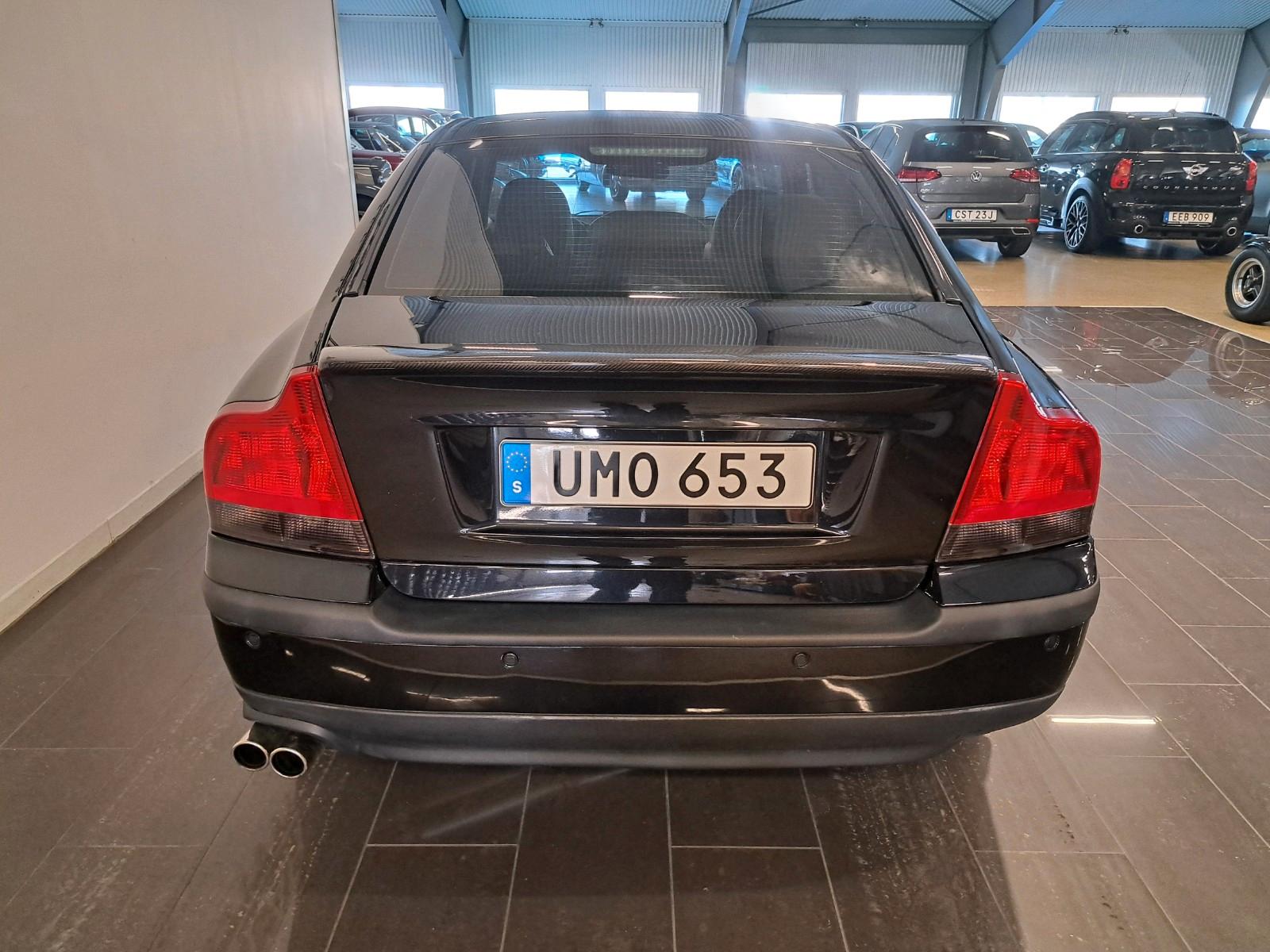 VOLVO S60 - R - 299 CV - BVA - TOIT OUVRANT