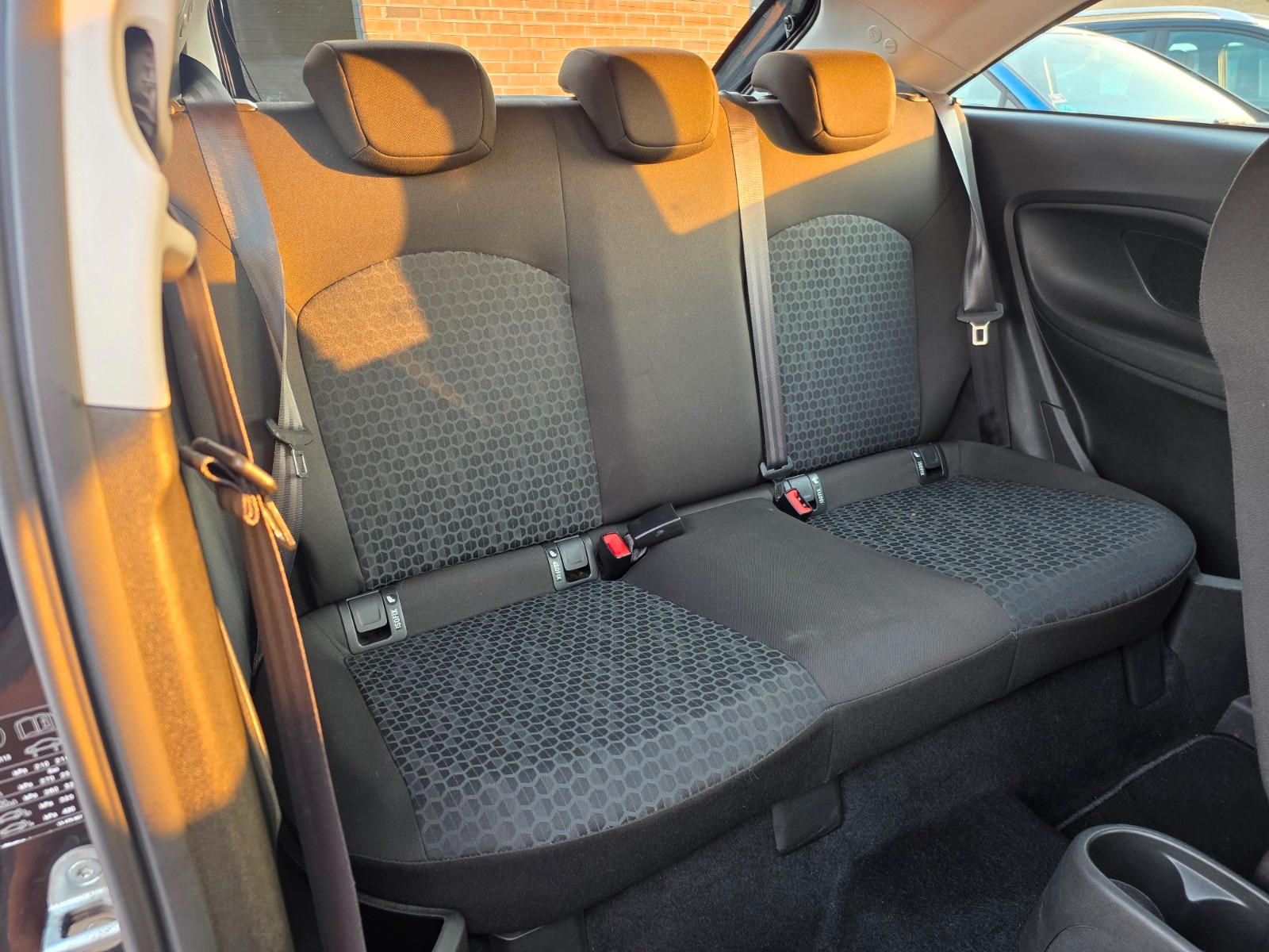 Opel Corsa 1.2**Klima**Bluetooth **Tüv Neu**