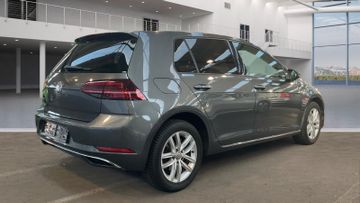 Volkswagen Golf - 8