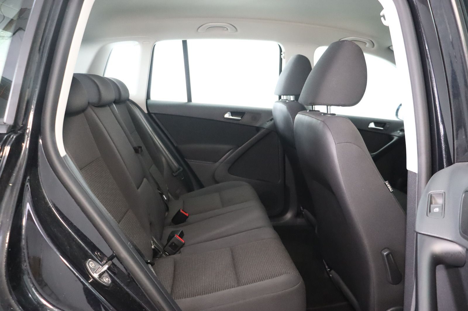 Fahrzeugabbildung Volkswagen Tiguan 1.4 TSI * HU/AU 09.2027