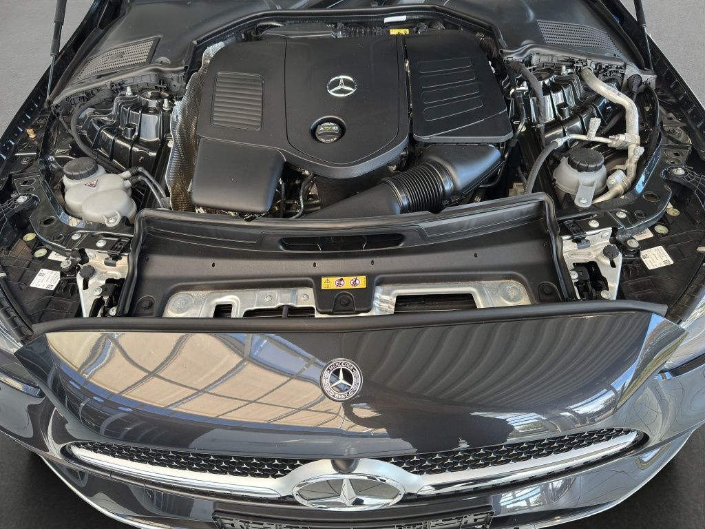 Fahrzeugabbildung Mercedes-Benz C 300 T-Modell AHK*KeyLess*LED*PDC*ParkAss*SpurH