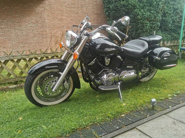 Yamaha XVS 1100 Classic 