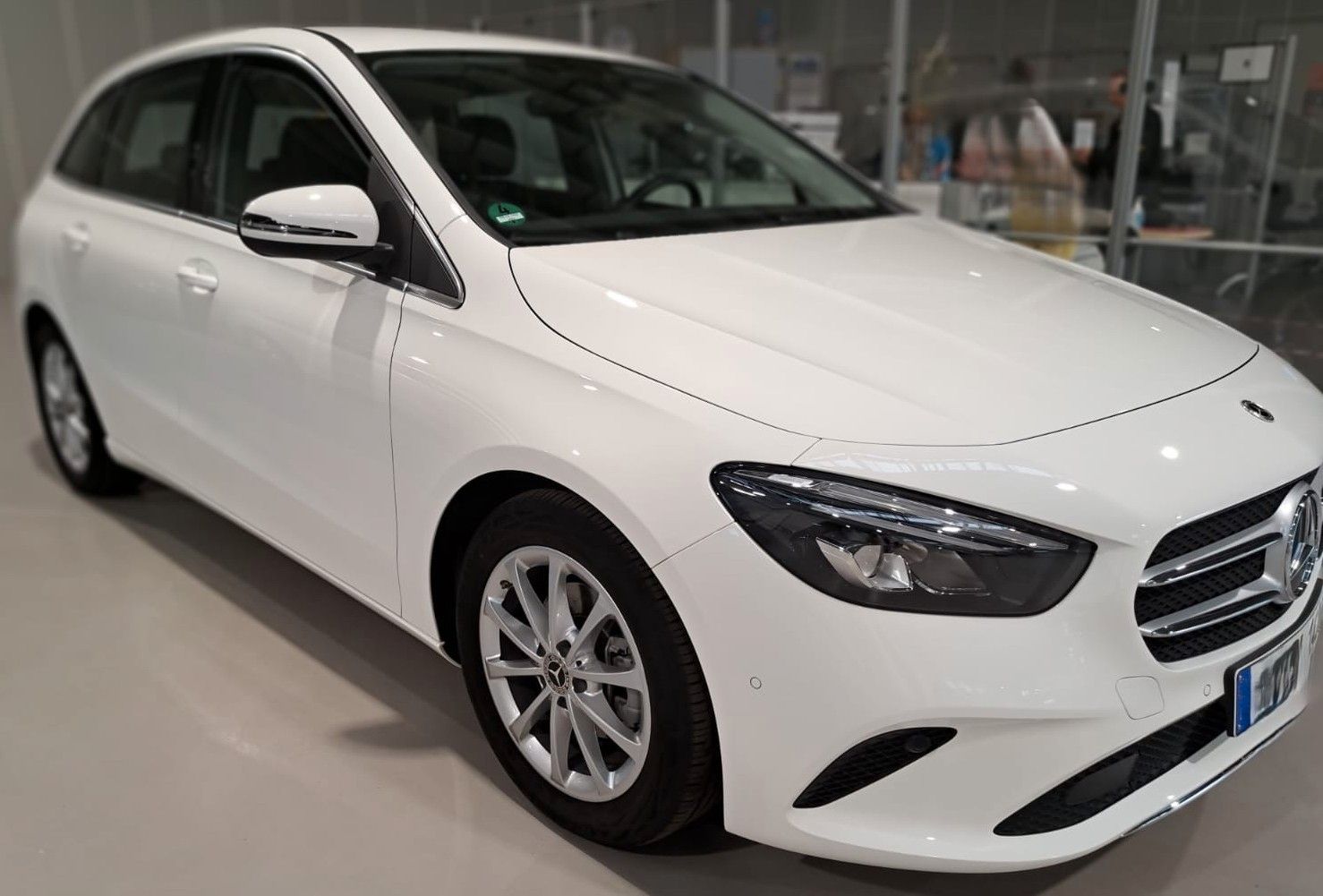 MERCEDES-BENZ B 180 - Scheckheftpflegt - Hervorragende Zustand