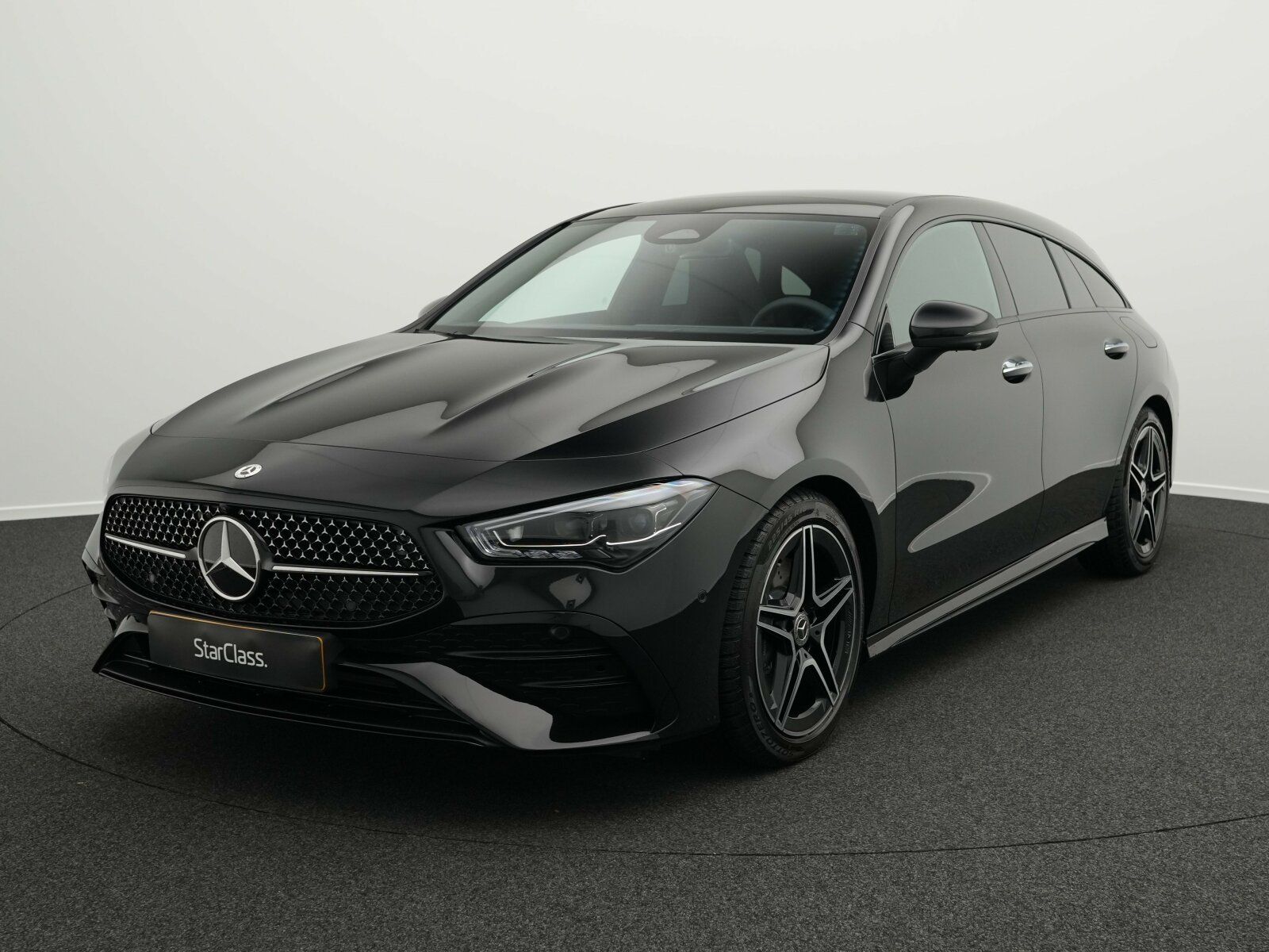 Mercedes-Benz CLA 200 d Shooting Brake AMG-Line Premium Plus